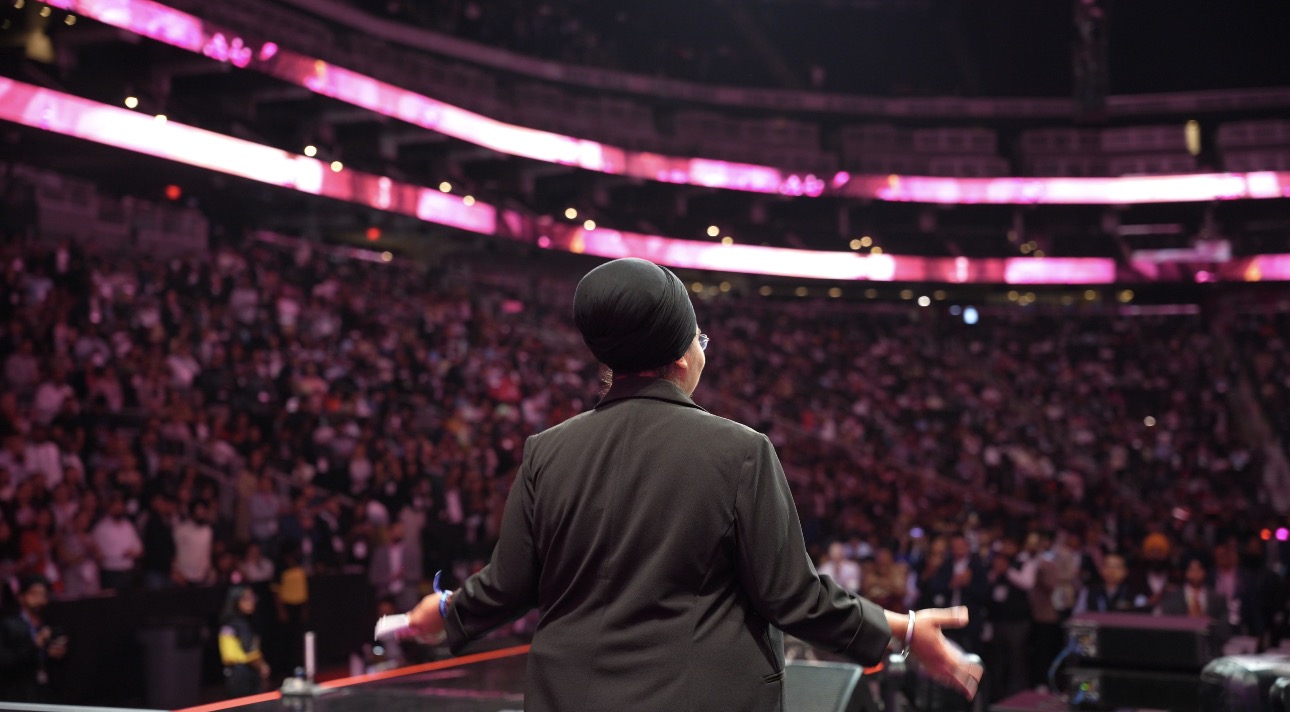 Inspiring financial professionals from the main stage — empowering others through leadership and education